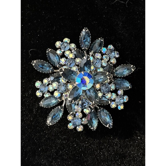 Stunning Rare Vintage Ice Blue Rhinestone Round Marquis Layered Brooch